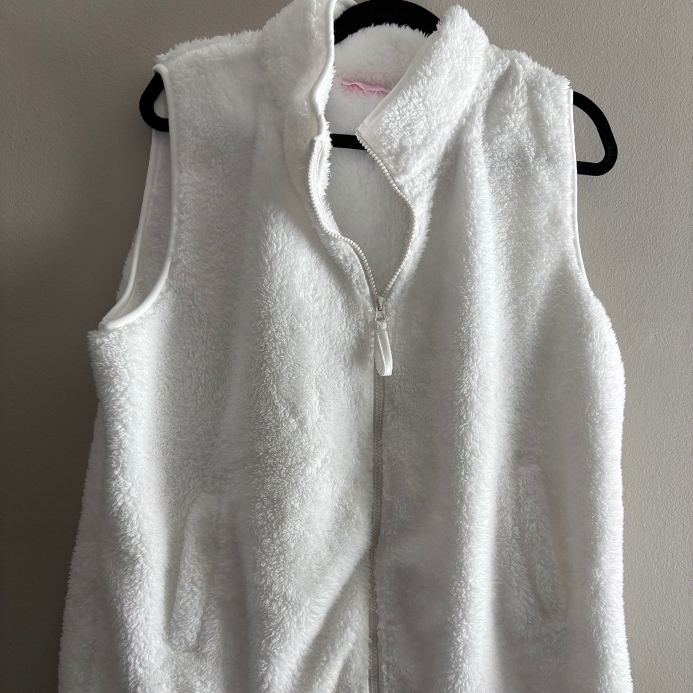 Pink Lily like new vest